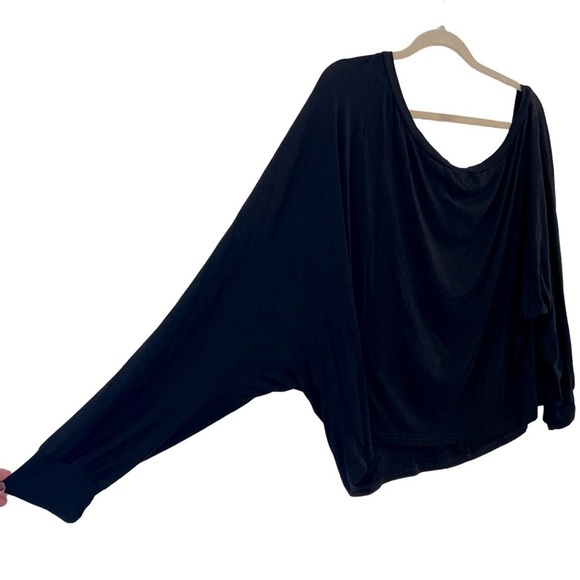 Women's Black Drape Off The Shoulder Batwing Asymmetrical Long Sleeve Top - Picture 6 of 8